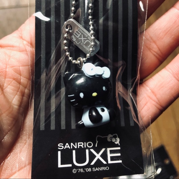 HELLO KITTY-RARE TWO Piece Keychain Set-black & White - Picture 5 of 14